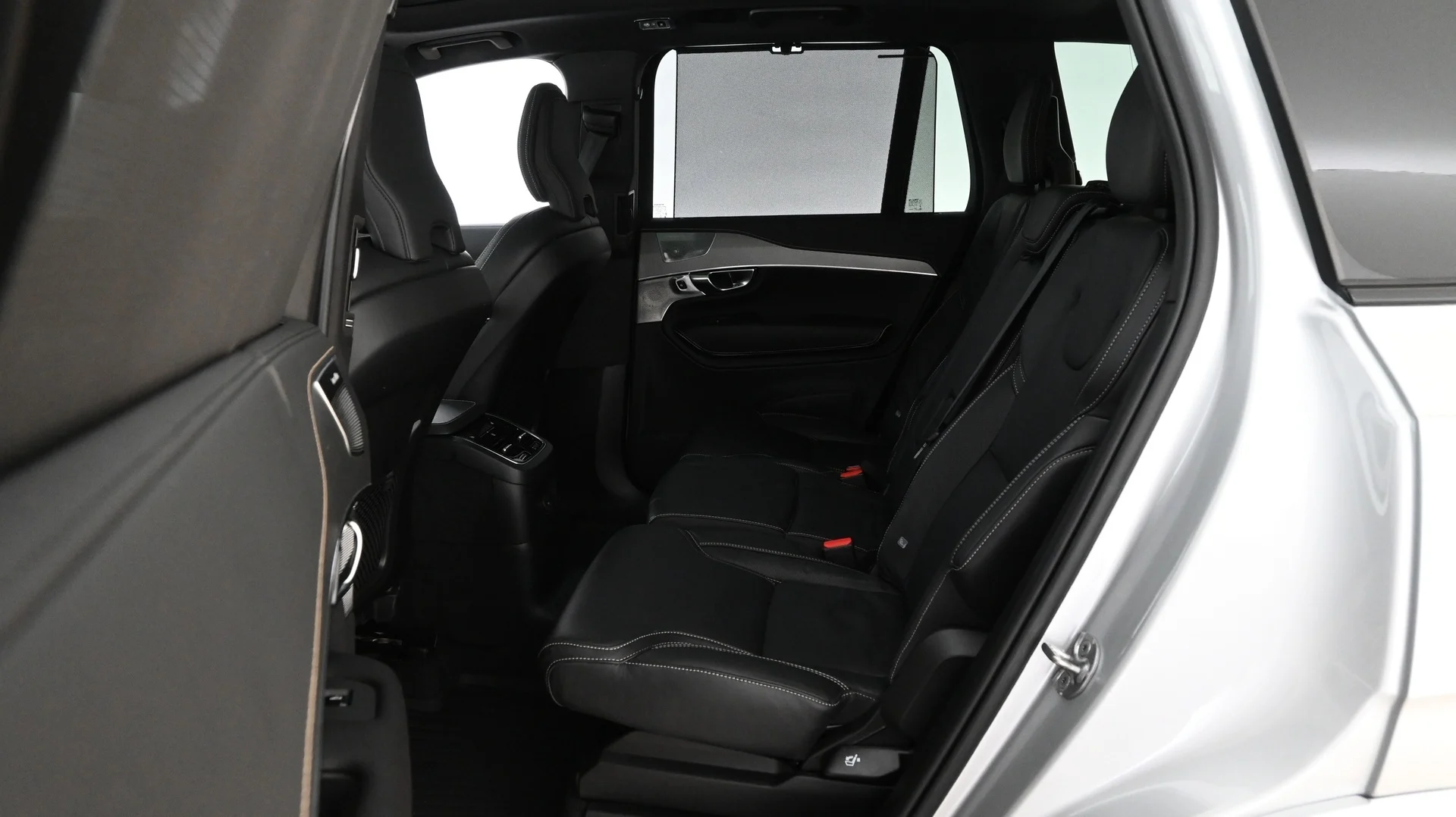 Car Image - 1UOdxTNotaofxFc6s8C5pN