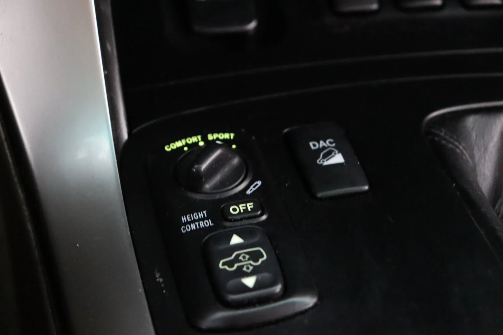 Car Image - 5HzLD7cjxS936uxRRQZl2M