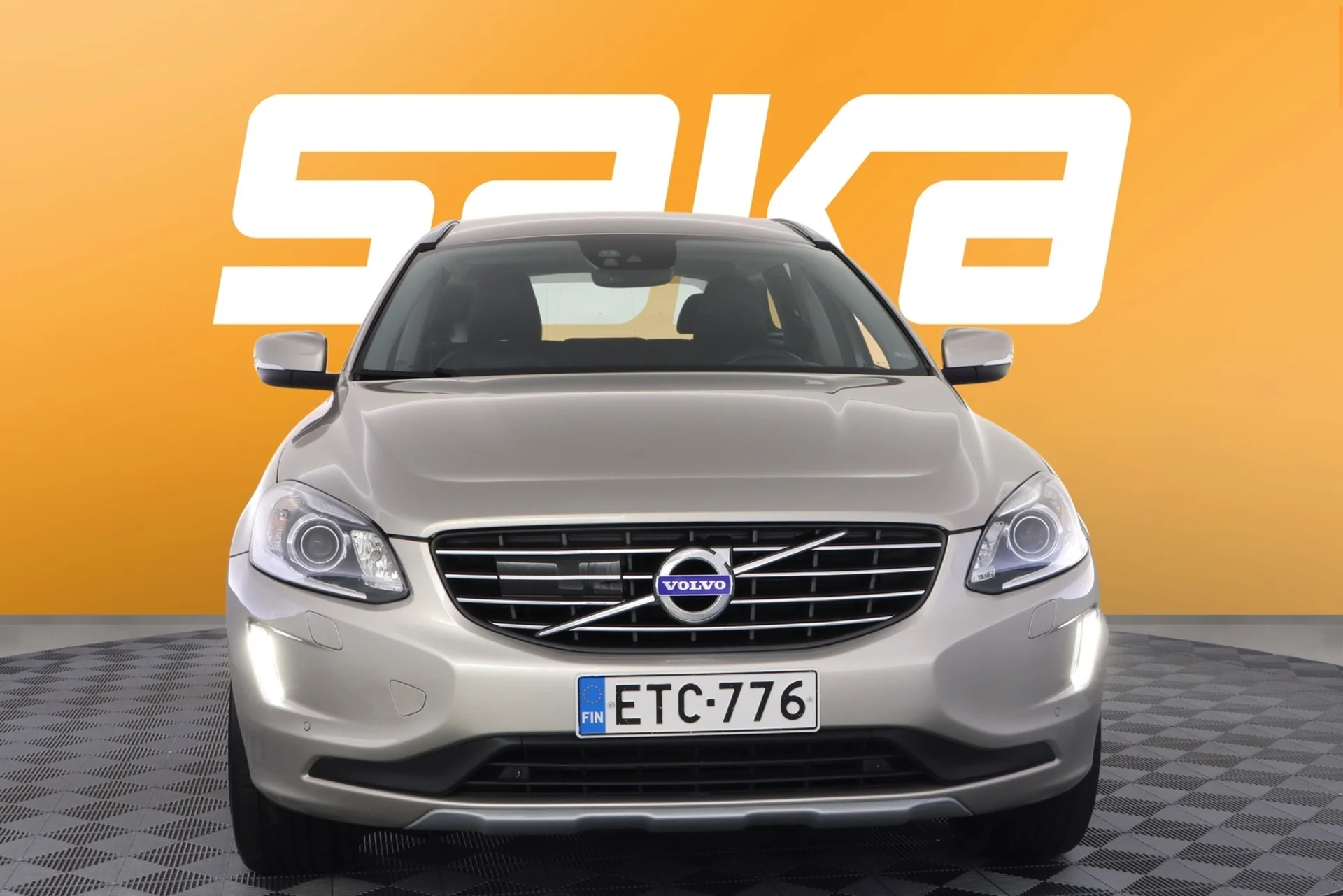 Car Image - 3CAUhooY5KnxC02QhsbC51