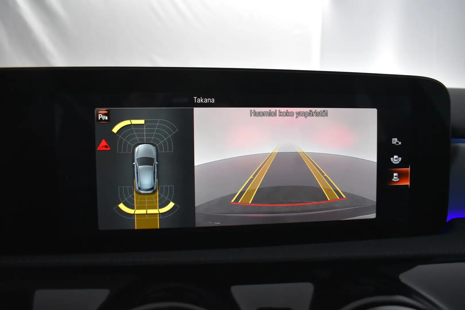 Car Image - 65i1ArUqrD26i5Yop890DL