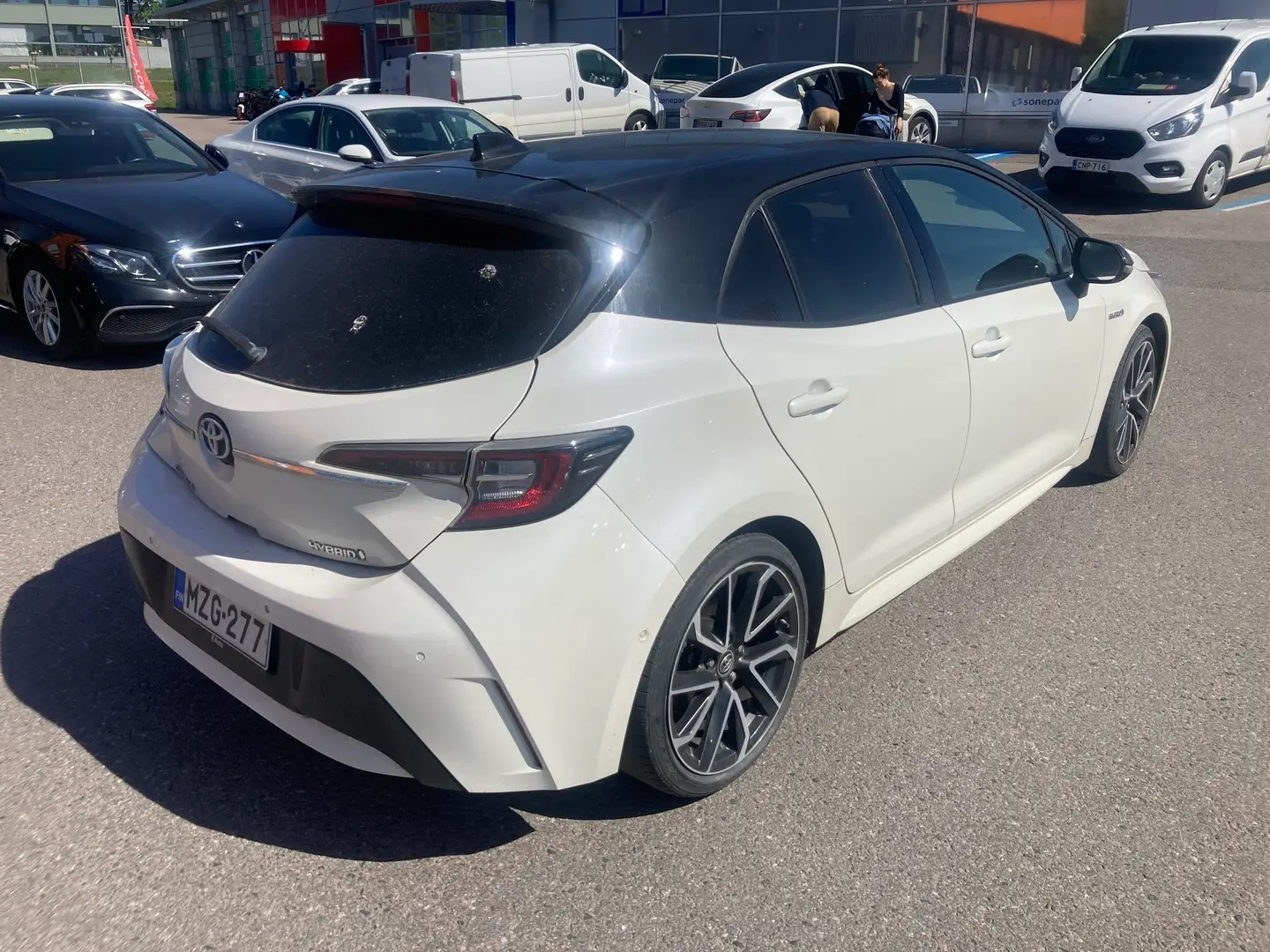 Car Image - 7g78qtuLiztzTzg1SlcUAw