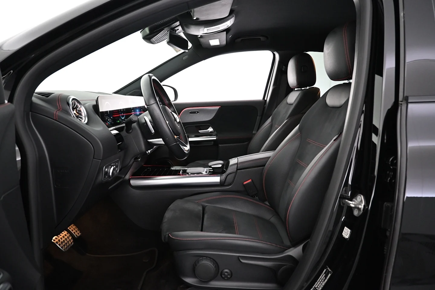 Car Image - 3b57GYfHkz8Dy7RlnfMpZt