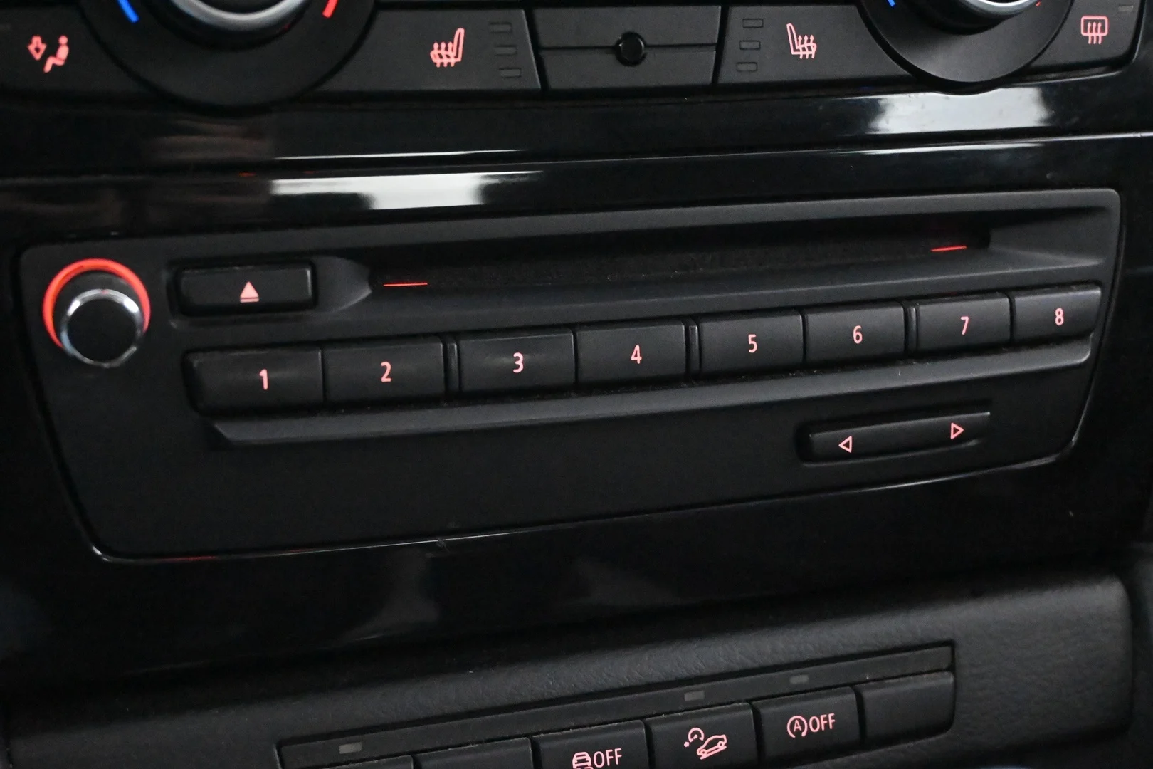 Car Image - 1cPfhNLb6ttVaW7sIrtE0i
