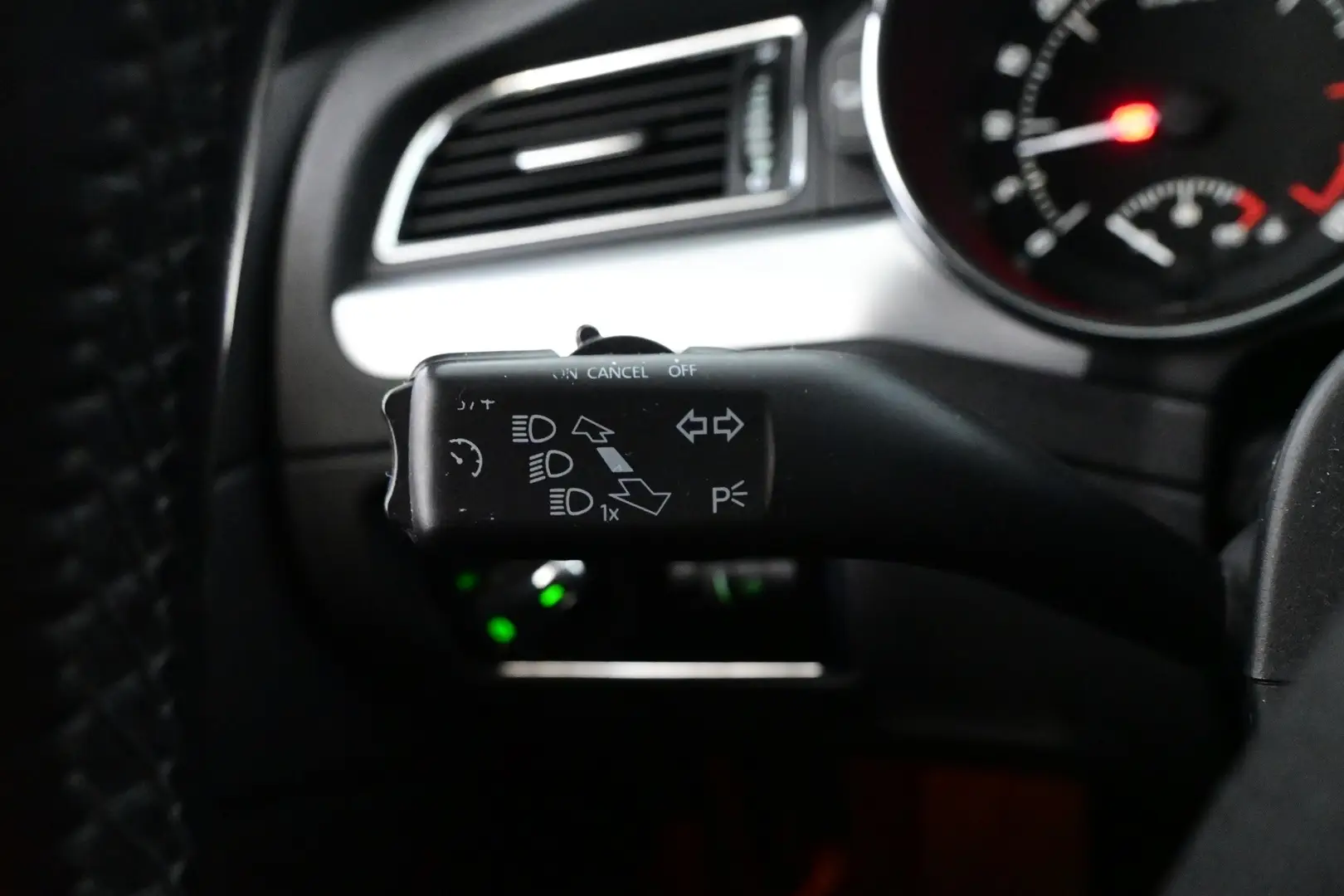Car Image - 1WoLAcSRGTd6VGUvJvs6Ab