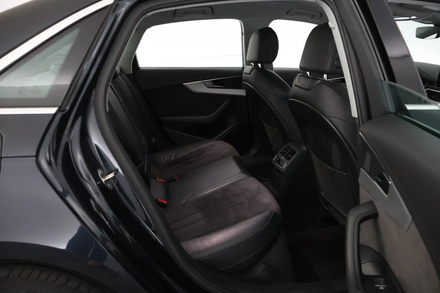 Car Image - 5wTSxuT0KcNUpLw5opb25e
