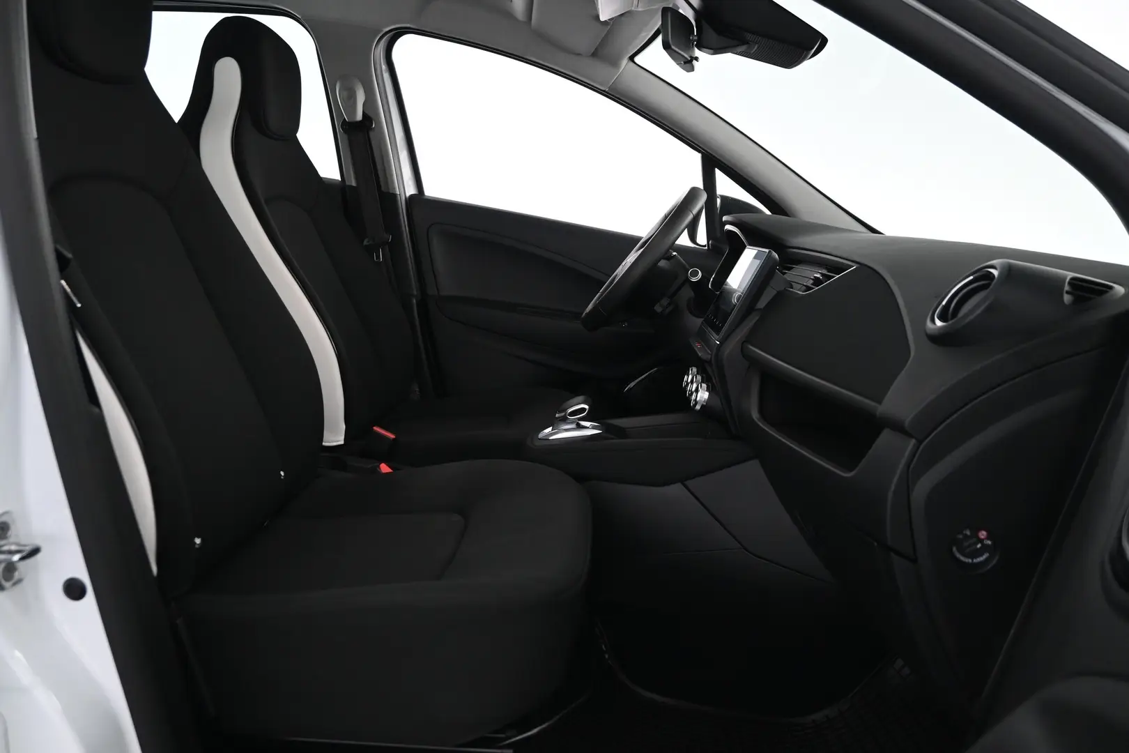 Car Image - 4qyBwgZnRXf71UEvsLZ6Xa
