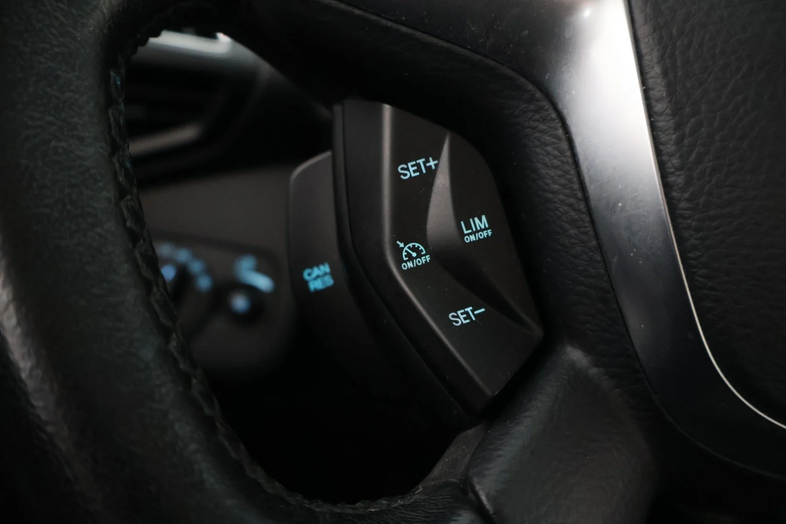 Car Image - 3Y2PtDbcDBUqsEie5sC0xR