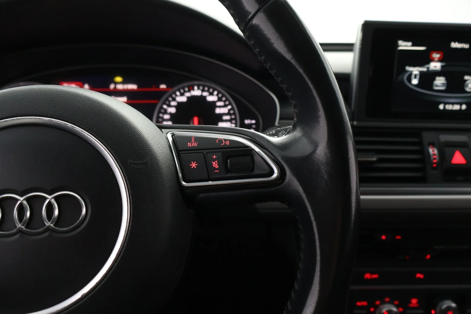 Car Image - 37jZzAKUCjlDXr88qj3yeQ