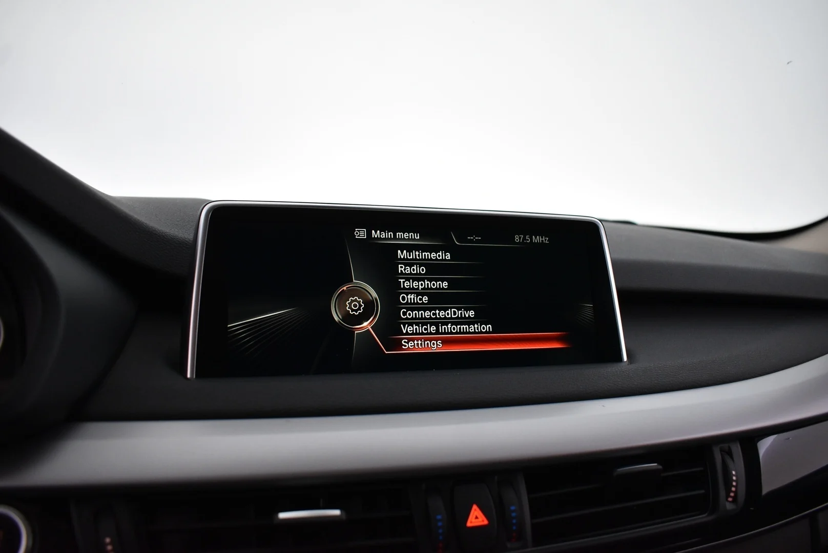 Car Image - 1neuPDgB5Fj7fhp0AASmiM