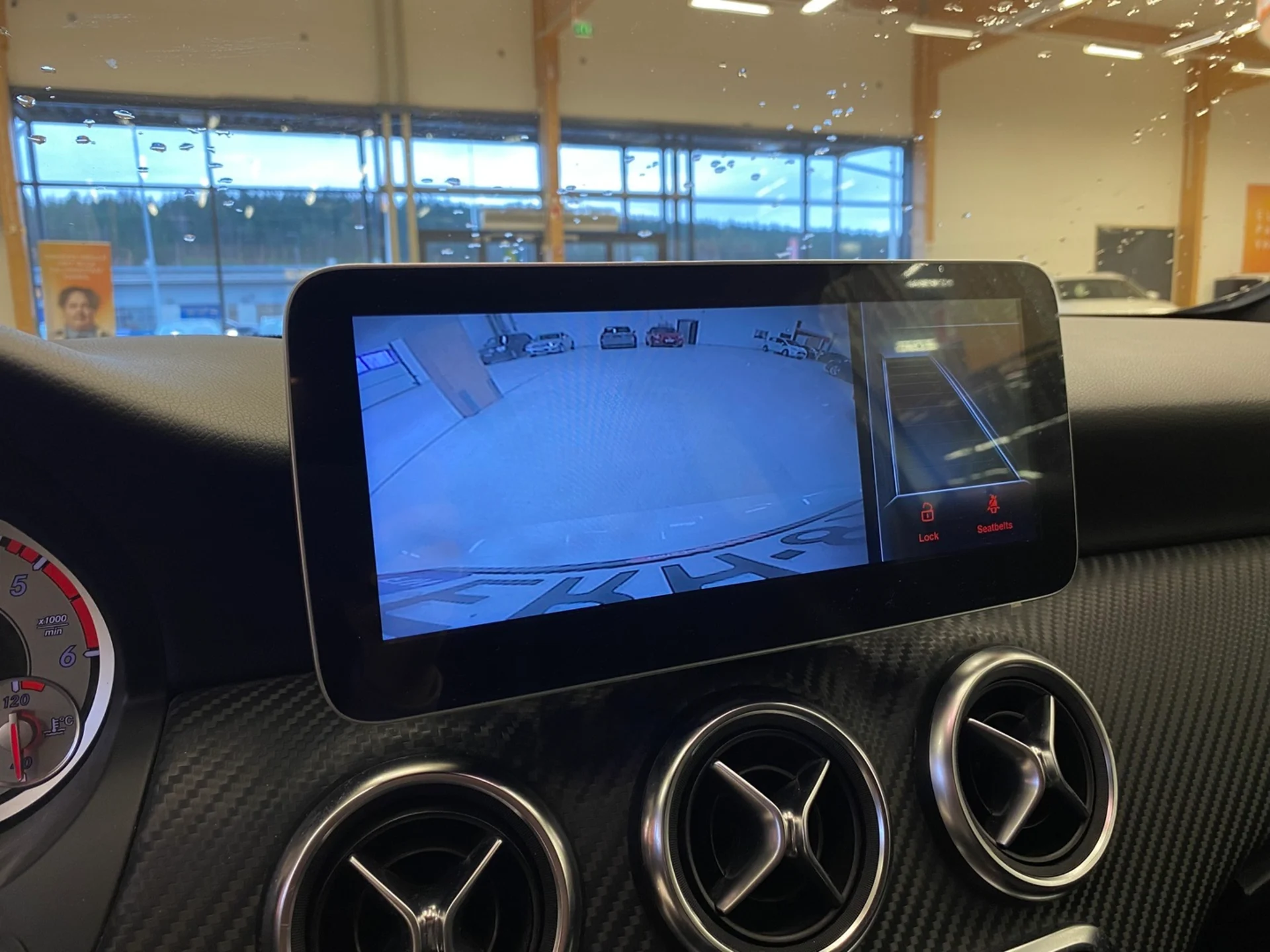 Car Image - uCsv2tsbPVu3deb3pveaS