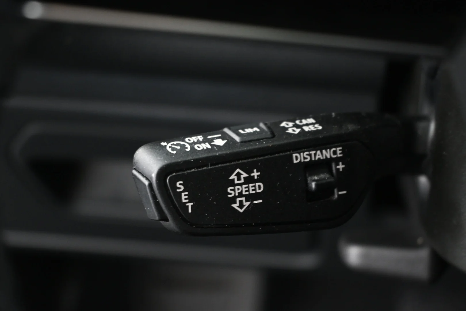 Car Image - 7Cam0FwuDstxceyoH8U1S6