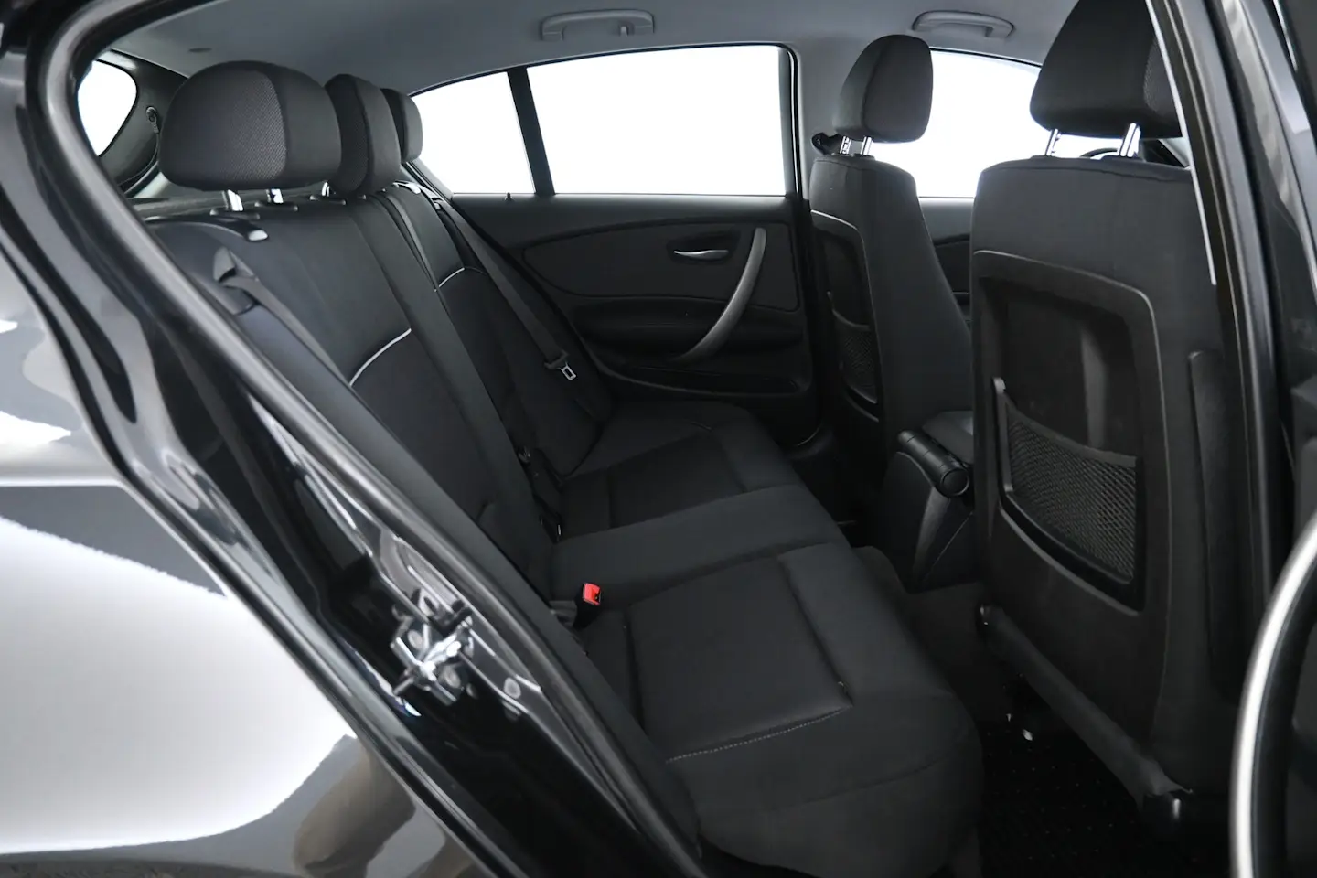 Car Image - 6SX8zRqDOWgMatmgcEHNxe