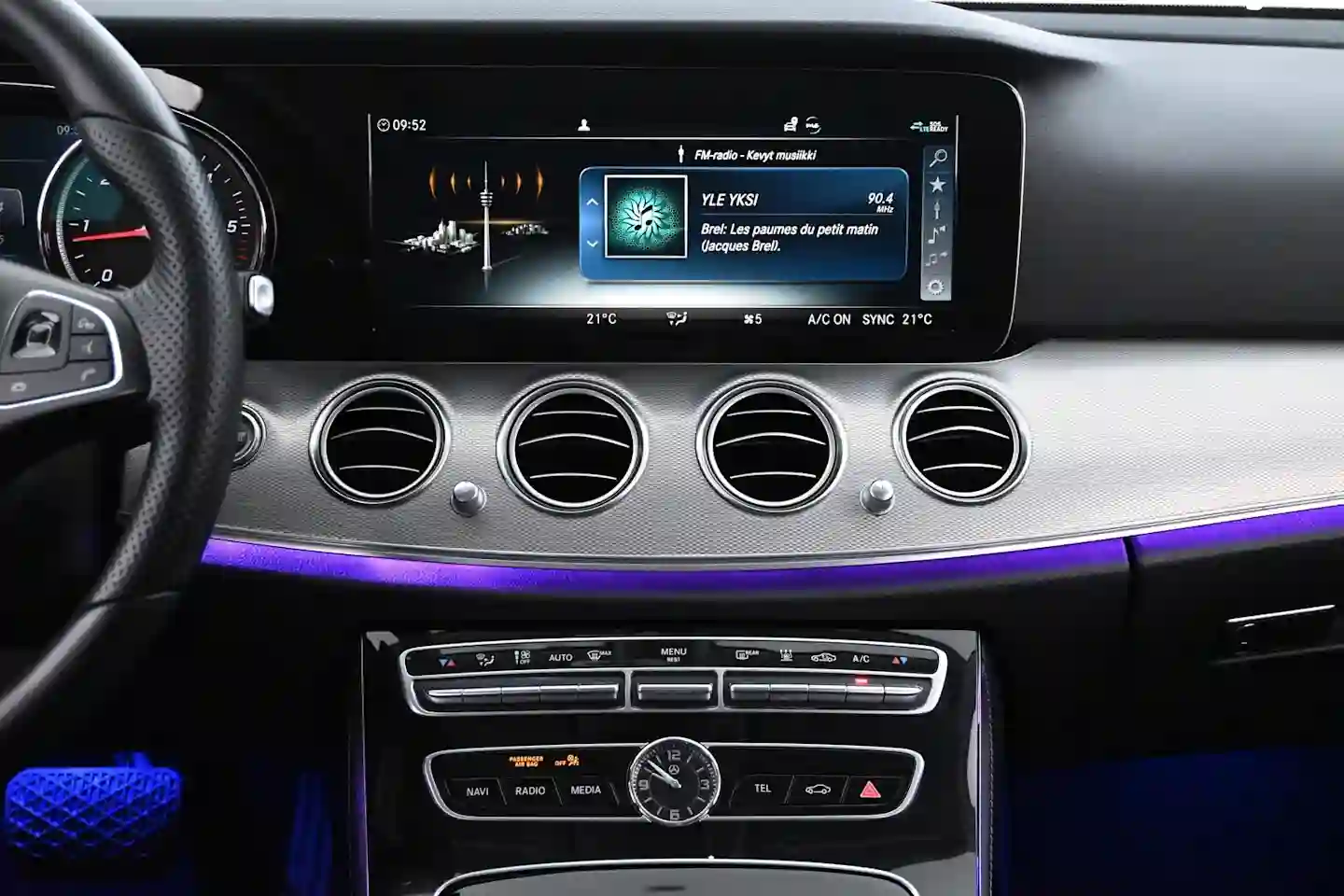 Car Image - 3IE0saZJOwIe47ioD0UjPC