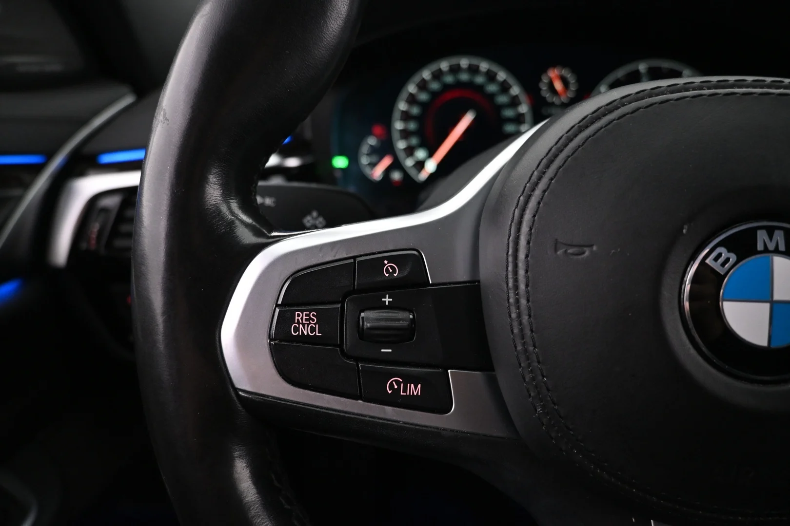 Car Image - YG7EKVpquUi4Cgk05O8Ze