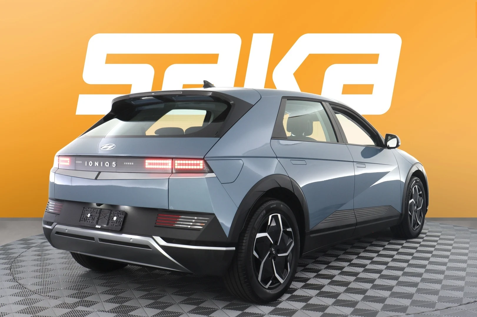 Car Image - 6hpYPLpdnuerkF36qmYX4w
