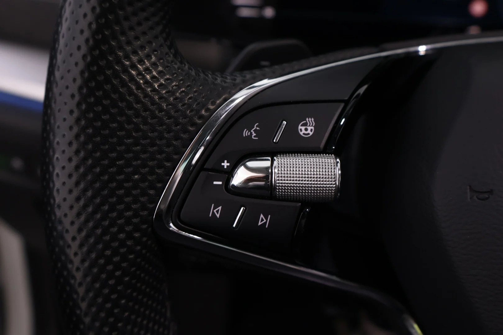Car Image - 6XCZse3gIIK2GszZ4WJAph
