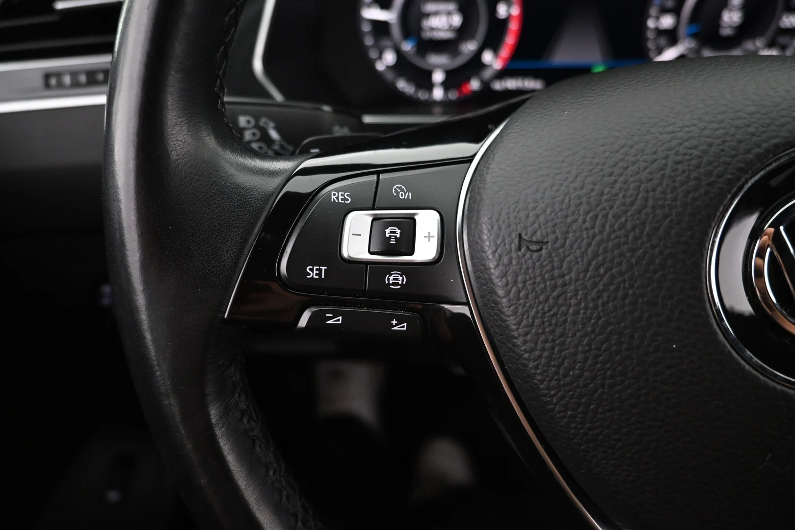 Car Image - 5c9vlWUNsqZvrsiSQ7G3Yj