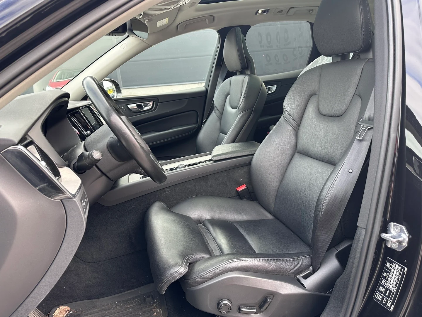 Car Image - 5WbLQy37gCVLSXSun6cLIc
