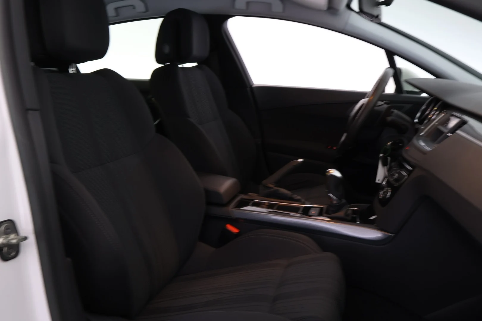 Car Image - 7mcU4PKgBtYgGzLD5N0AN9