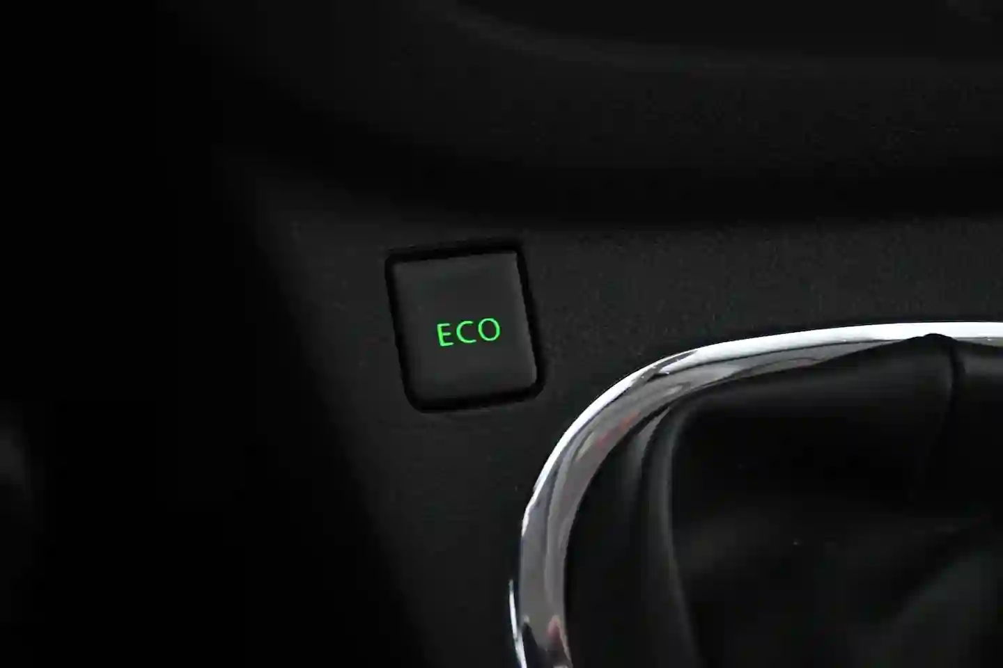 Car Image - 7yhX7HdyG0f0qEbLtIqBFL