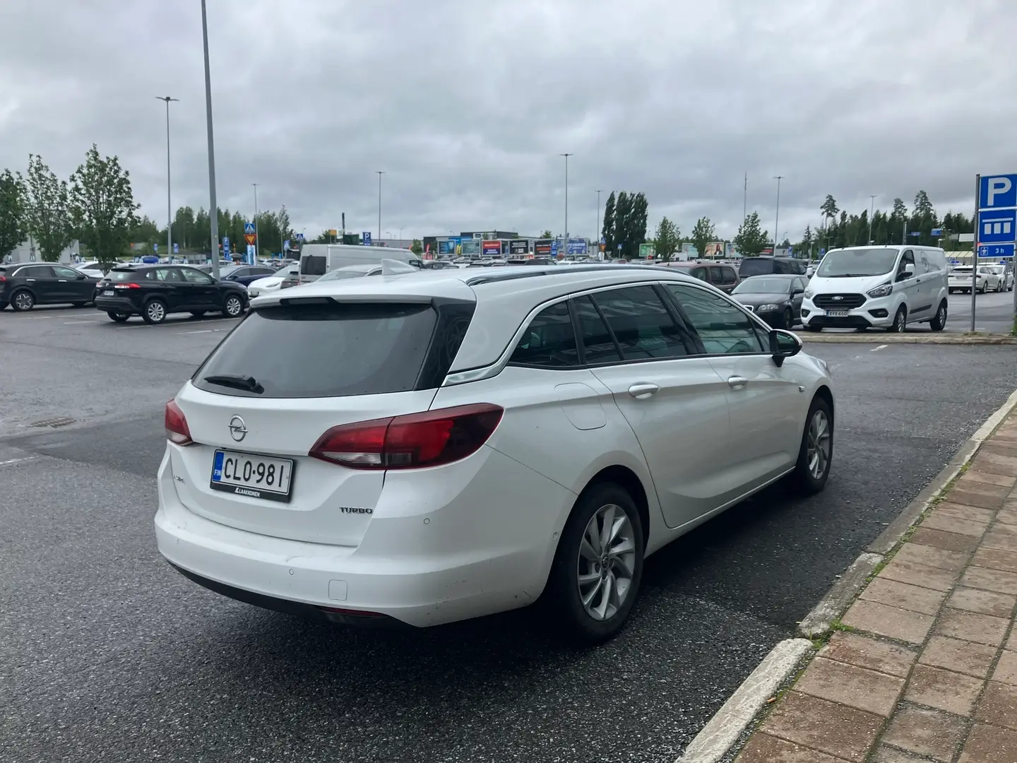 Car Image - omnqp495imK1Sa8TNwMU2