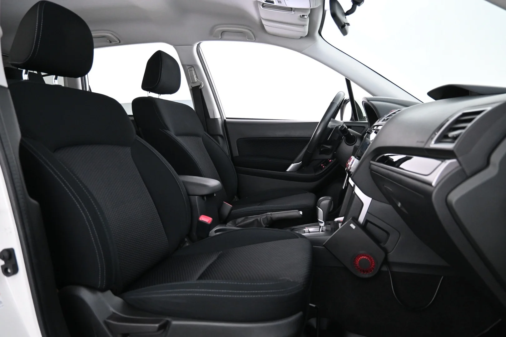 Car Image - 4J5Zc1meTNBu1hS3uM89Iu