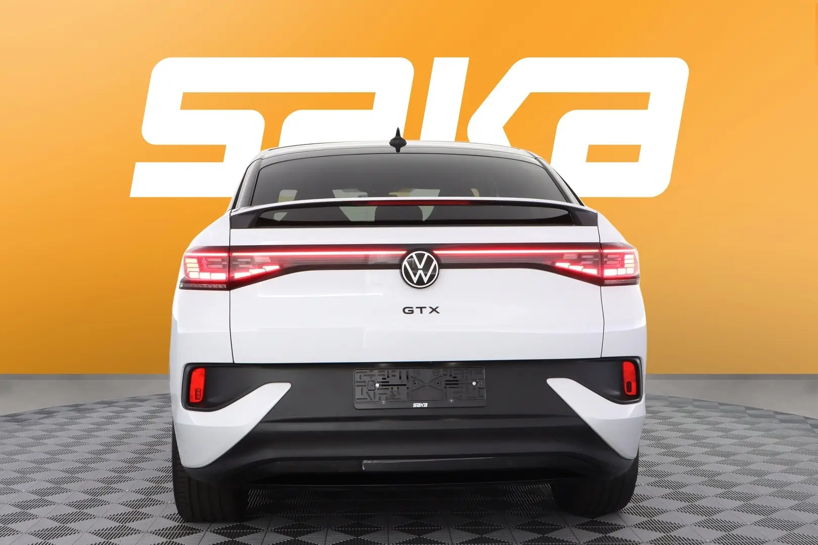 Car Image - IJkZa1Dd3LArWRJqHHel5