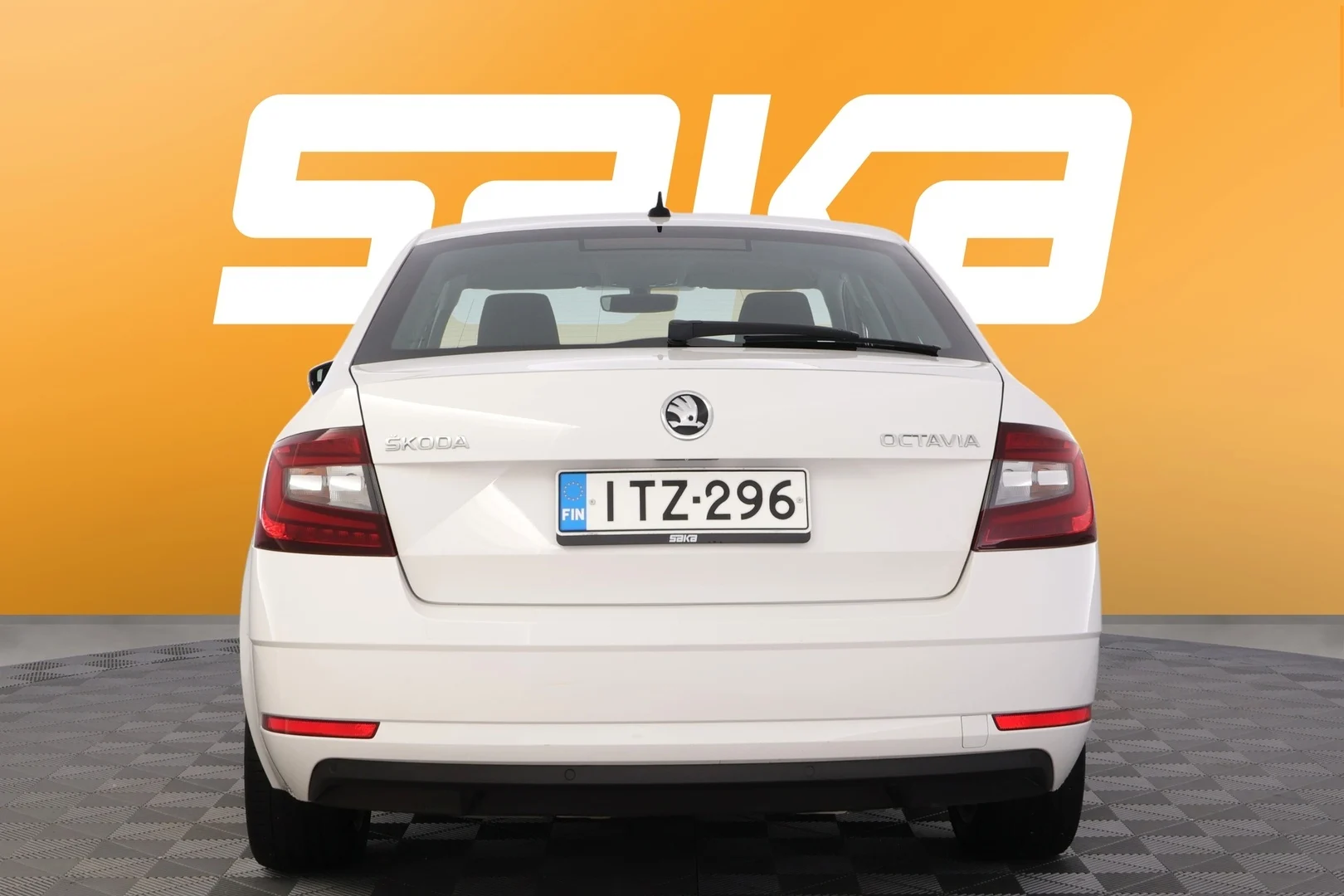 Car Image - hdZcBlGayNeHiyGI5kLbG