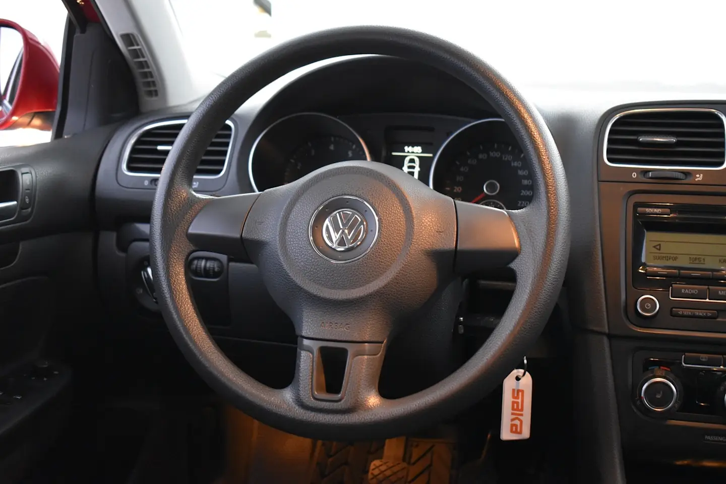 Car Image - 5M6FamZ0mP2iJkxN7WBYEb
