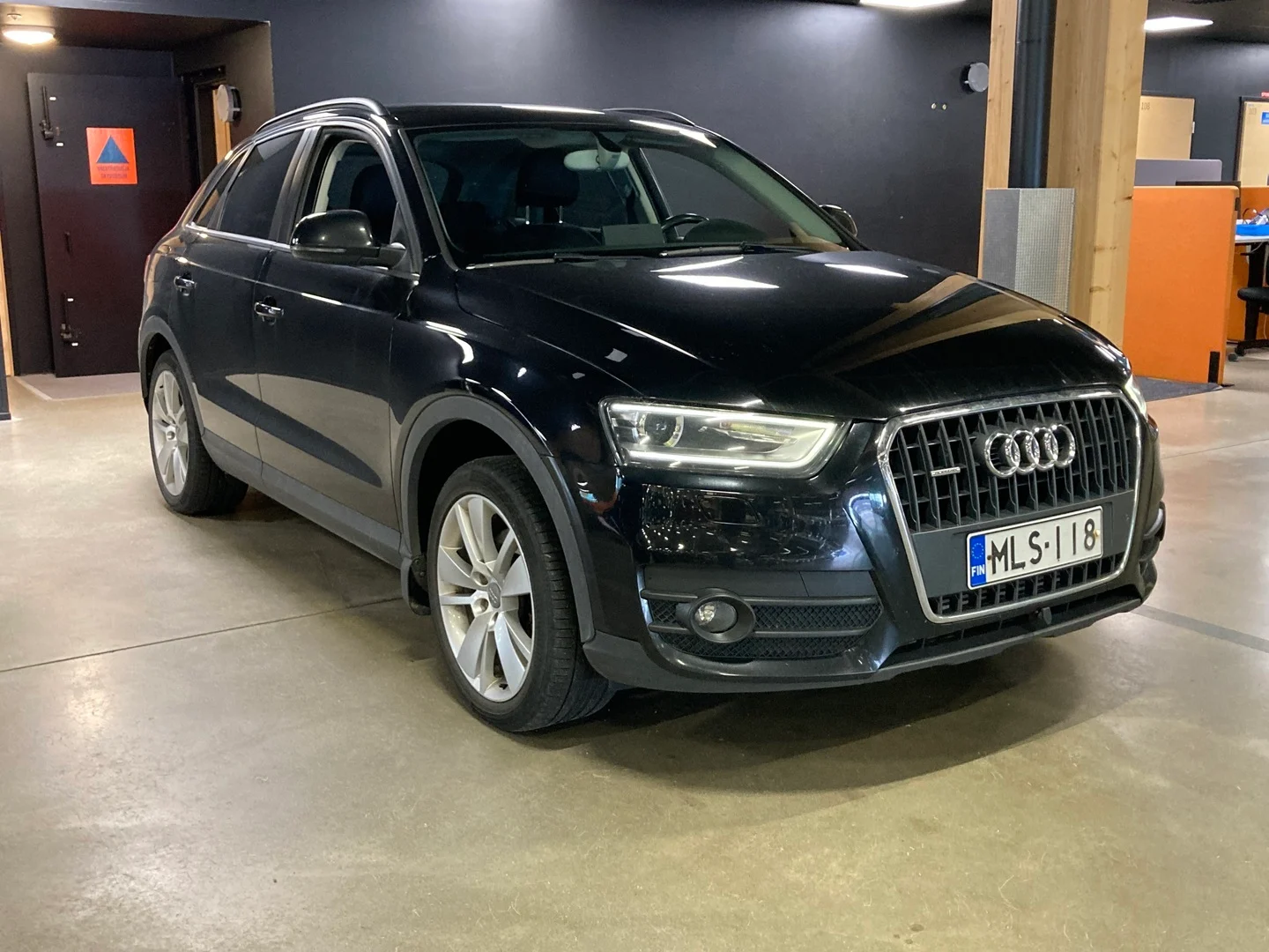 Car Image - ZqYYm1BdO7QwS6FUi70tB