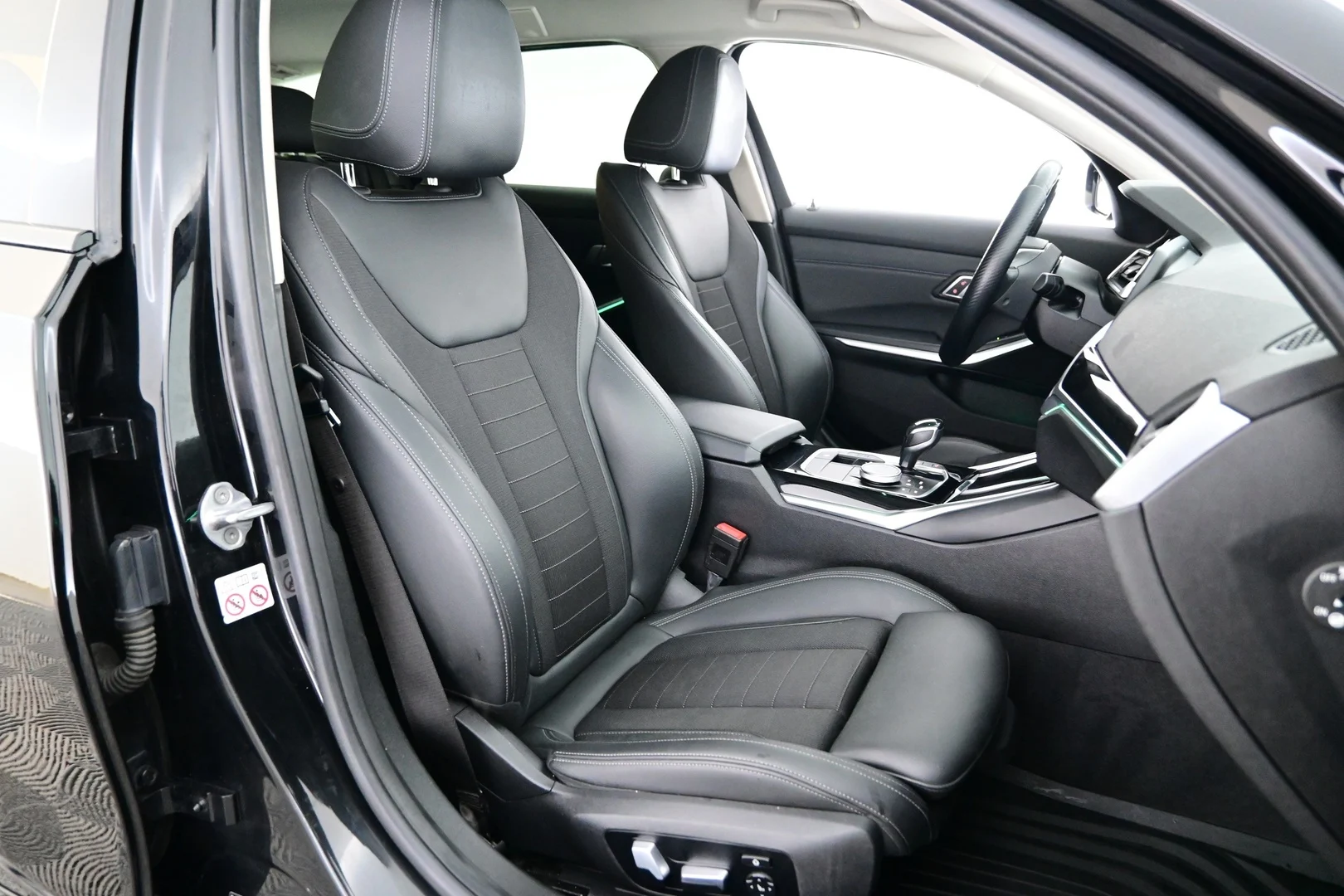 Car Image - 1tJaJKLTs4au19vlfK0eVf
