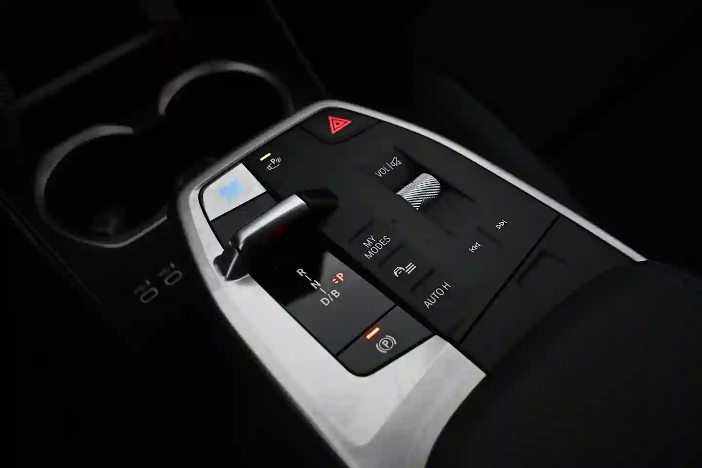 Car Image - 8UoyETj0ghXrX5uJyuiPC