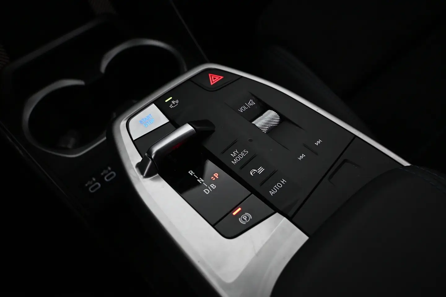 Car Image - 8UoyETj0ghXrX5uJyuiPC