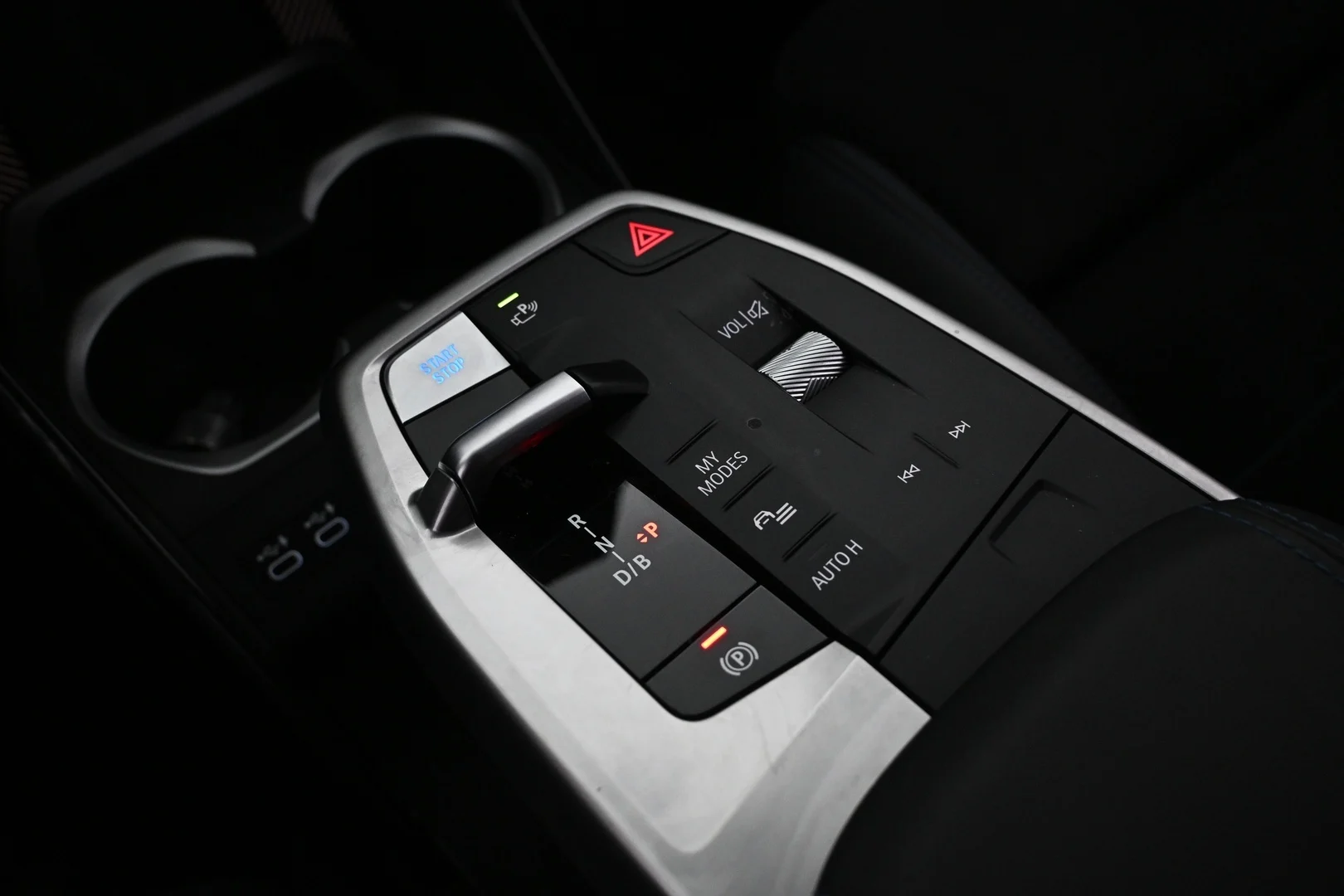 Car Image - 8UoyETj0ghXrX5uJyuiPC