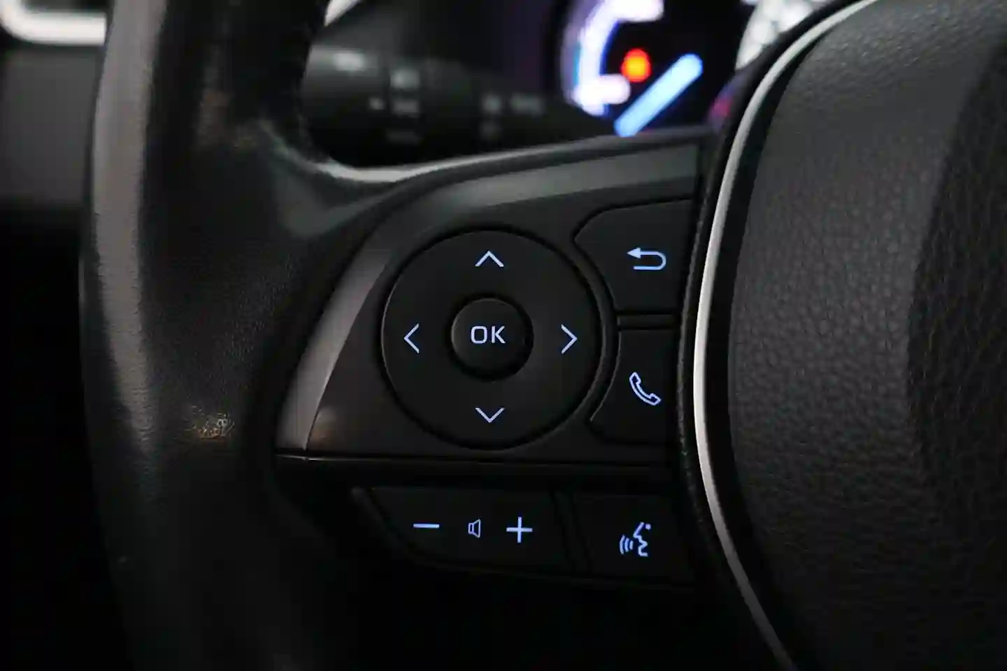 Car Image - 54lEwDgPemgLFdNwVlgiHg
