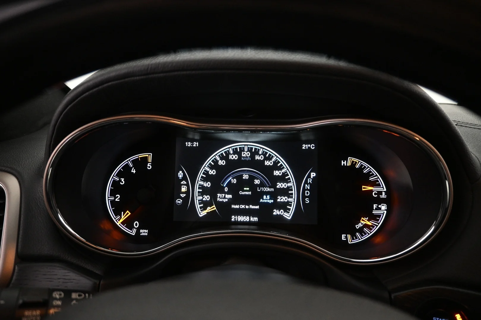 Car Image - 5iw0nYENXqyNLcggbStRZt