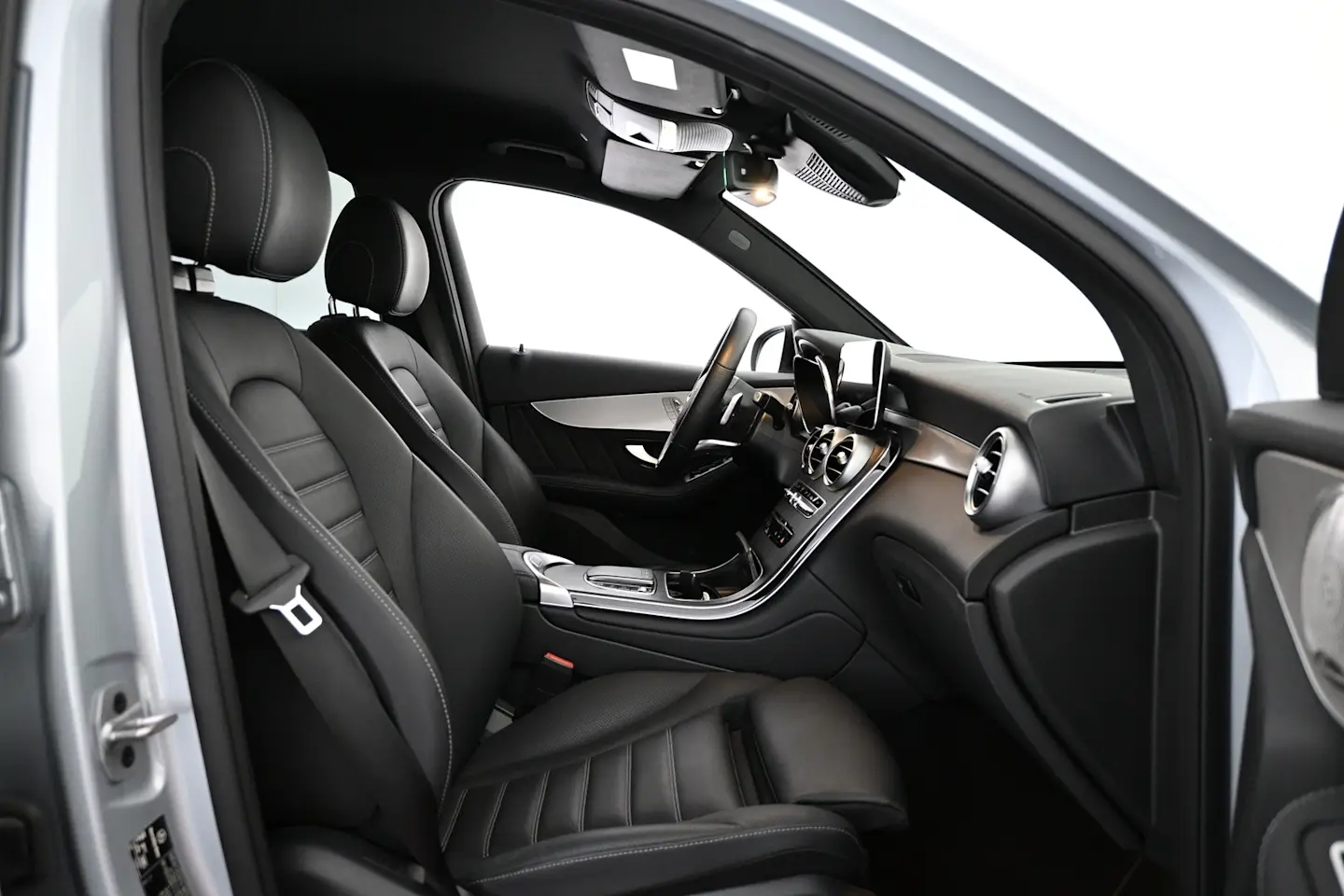 Car Image - 6YF9OVqoEAYe6GqaKXlMqC