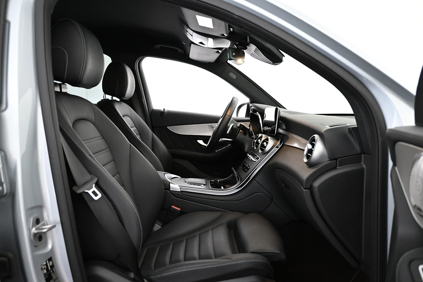 Car Image - 6YF9OVqoEAYe6GqaKXlMqC