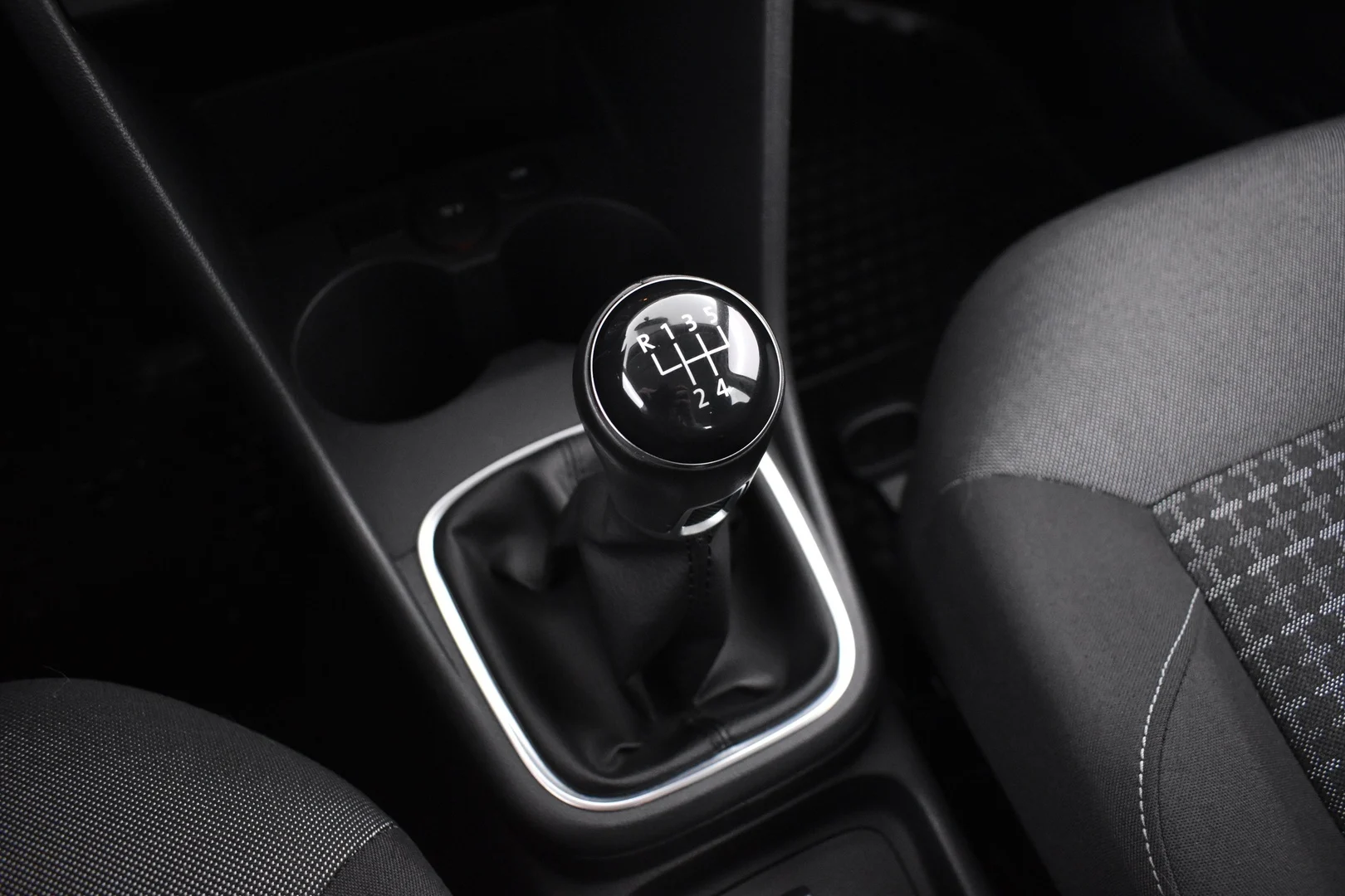 Car Image - 3TShCes4ohmFJgN9QUfXnF
