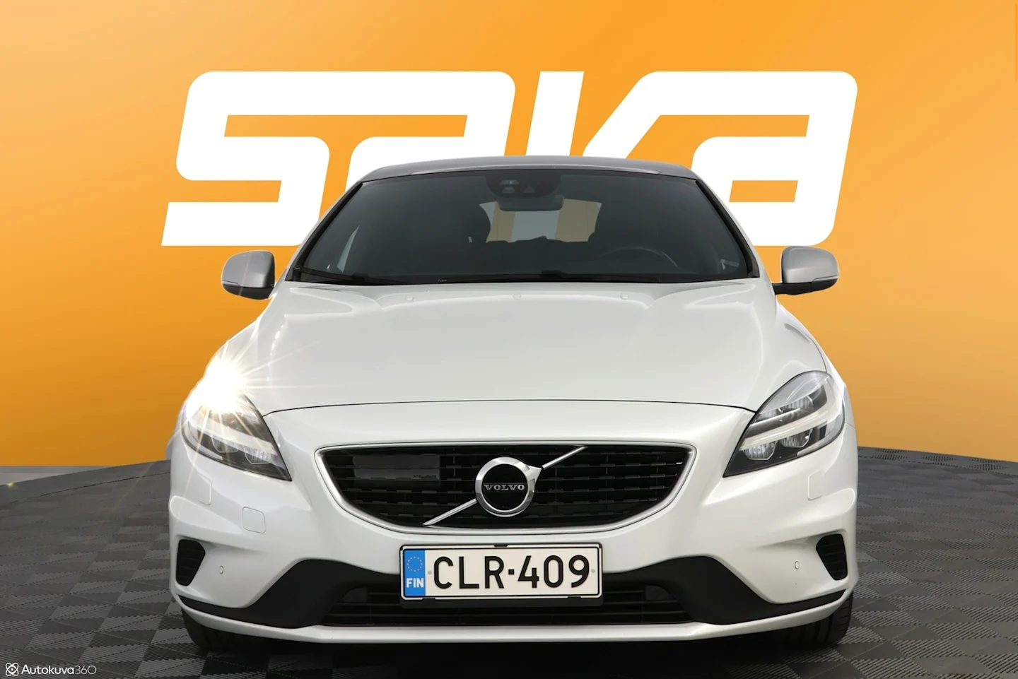 Car Image - ACpPtc6eSuzSezPypMKgg