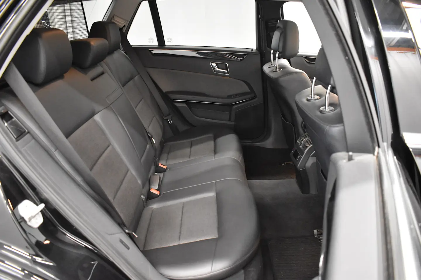 Car Image - 7GsNynn5njjkXayuJrk2b6