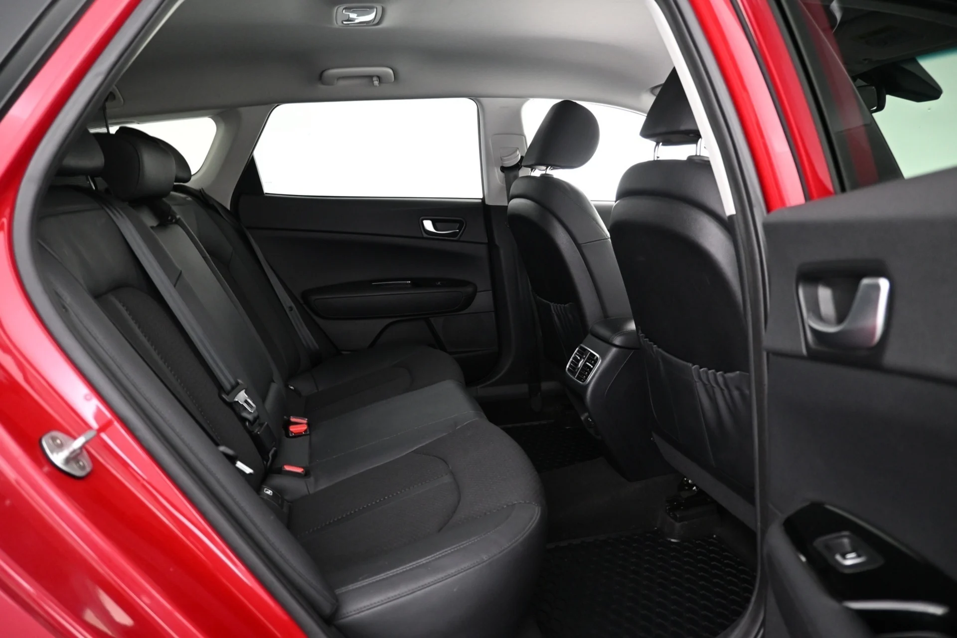 Car Image - 6wspHWL64cXlfoXK9TyIdr