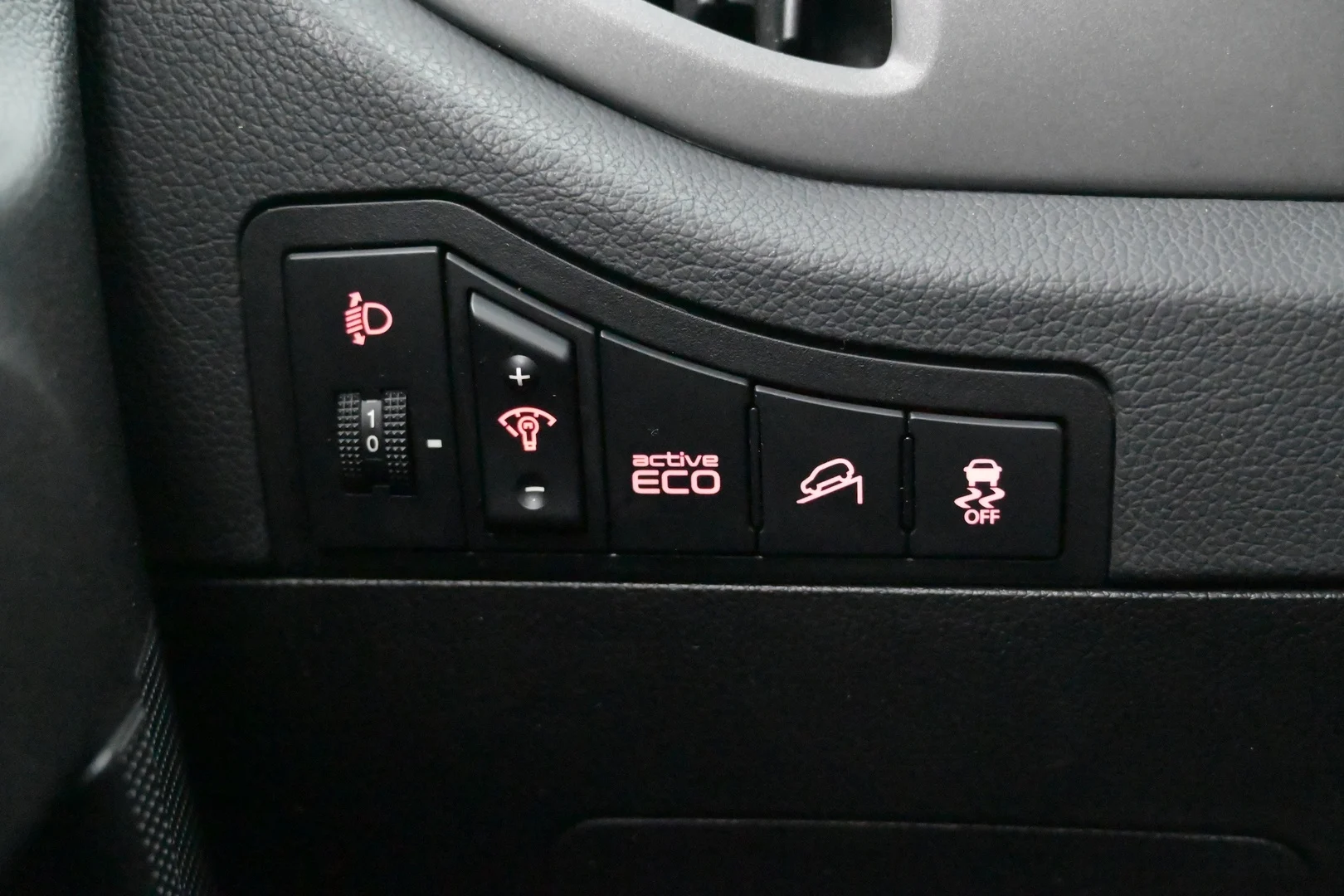 Car Image - 6kdzzMxn3uIjdyONSZlbzY
