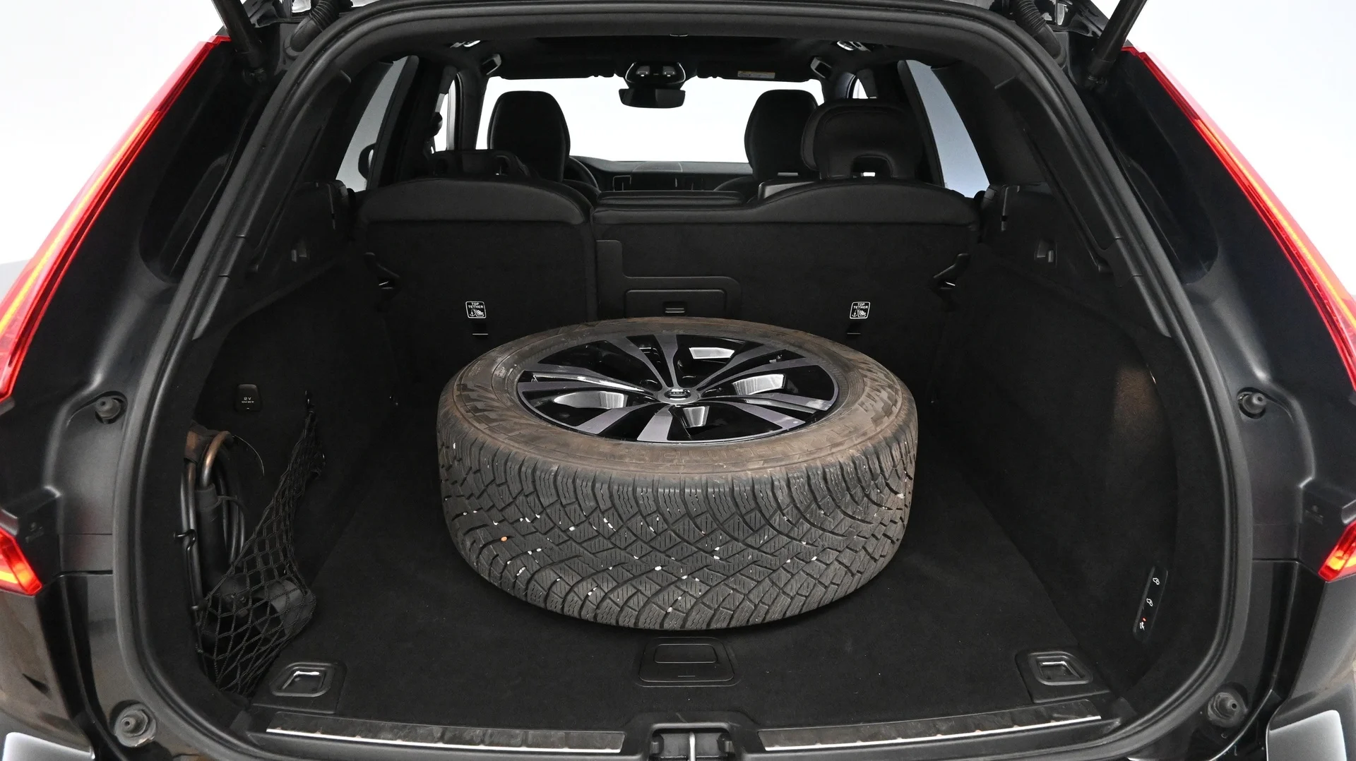 Car Image - 1rb2r0QVfCuQjXO82jzCDl