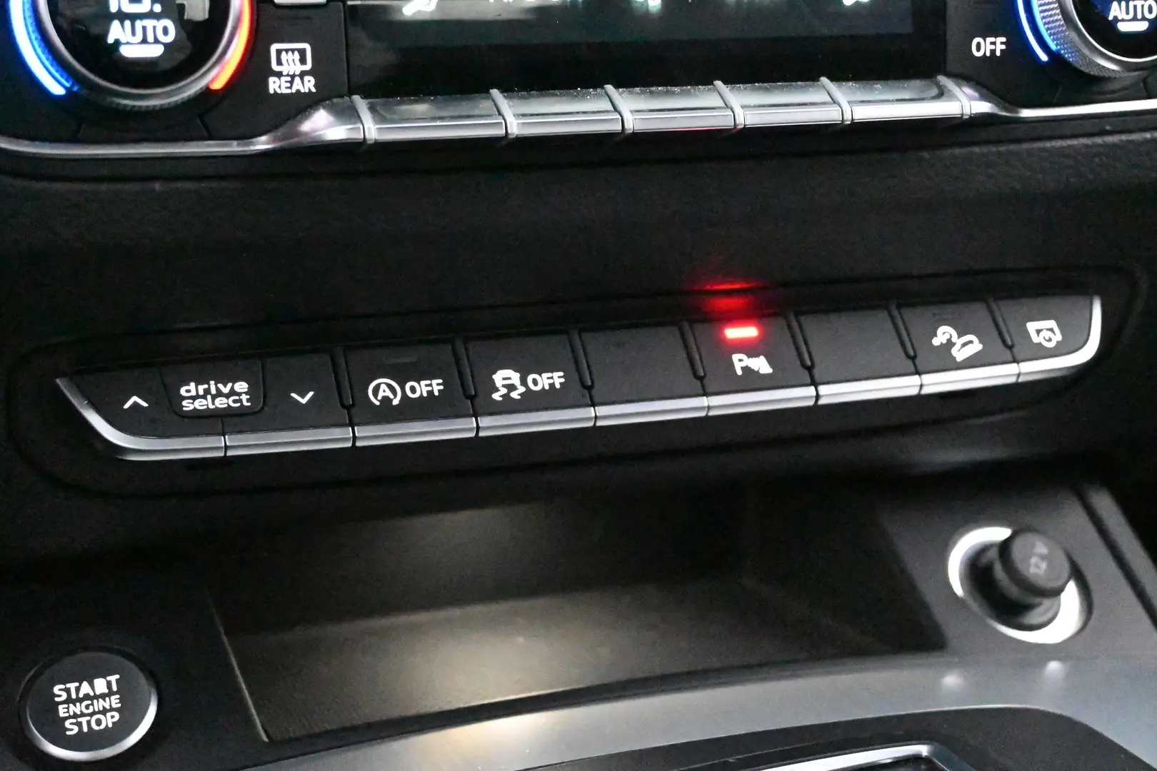 Car Image - 1vKyXzxfyQXvXH50IzAmum