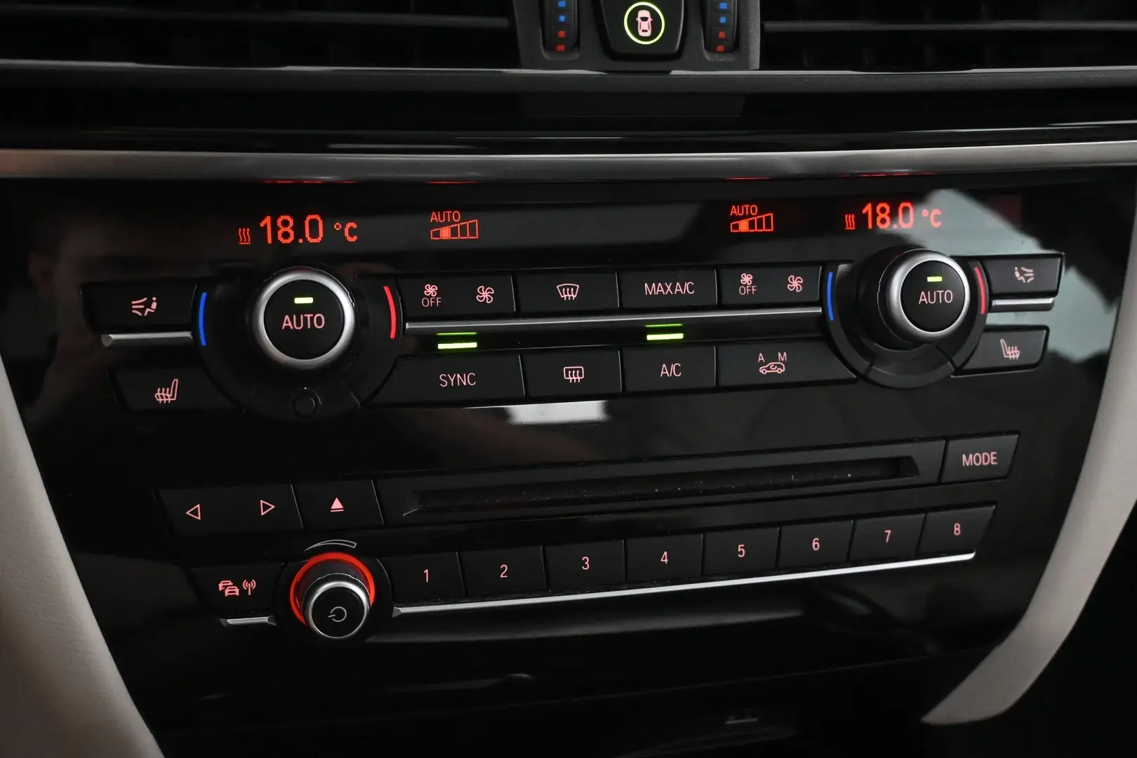 Car Image - YPvuYwIwcK2oAwe3yBqbM