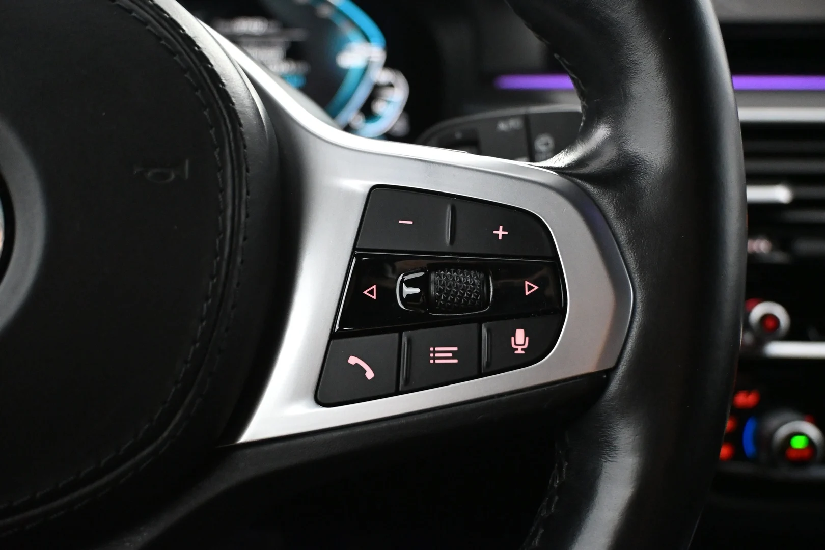 Car Image - 1EwHnLJSdQtrx51w5MzIRE