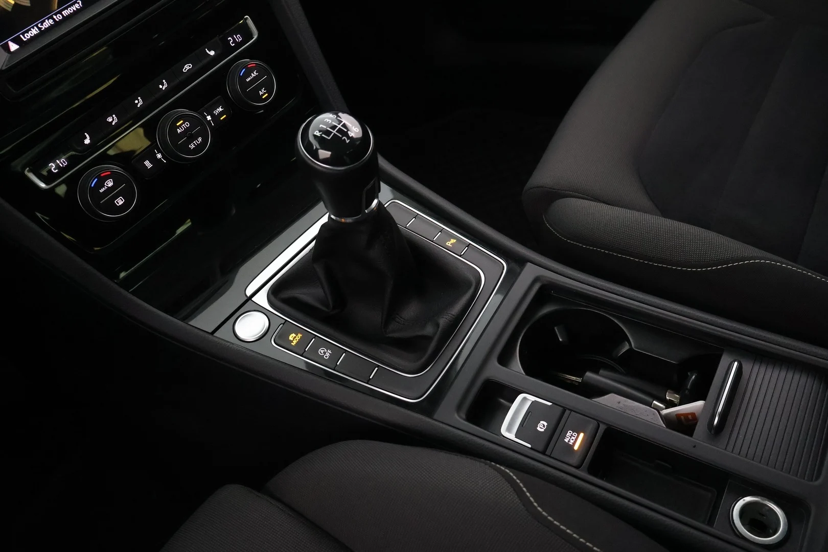 Car Image - 75FPxitWmI8EO70C0Ty2N