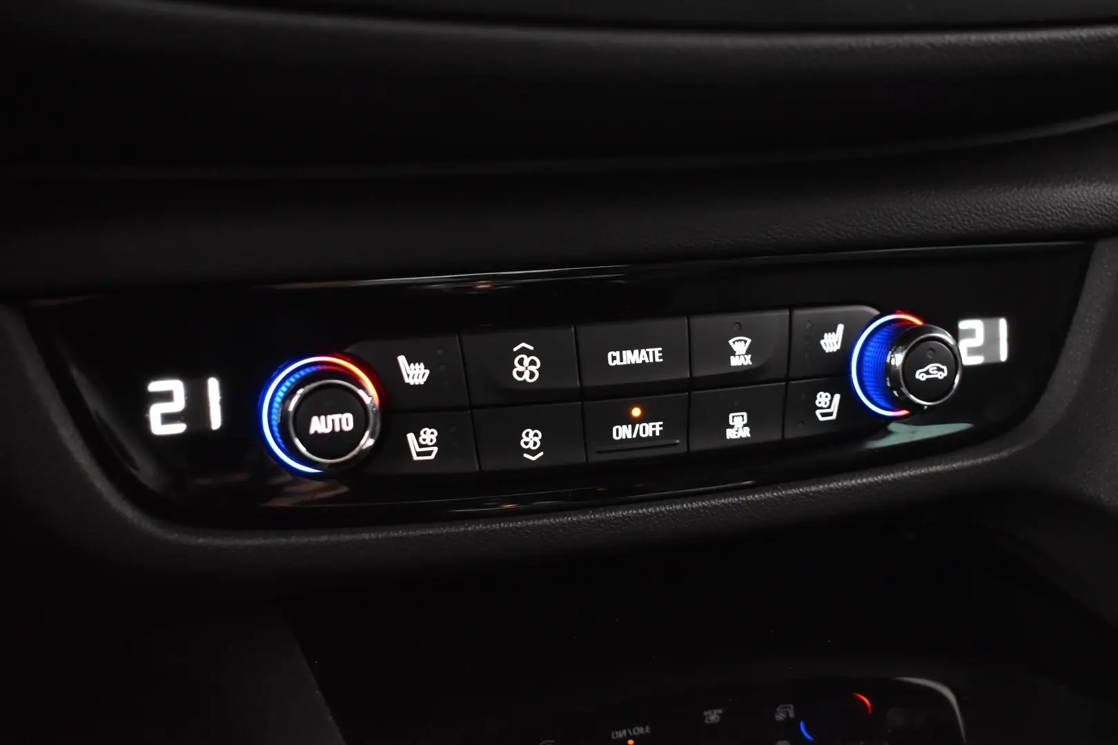 Car Image - 6vfpdD2hlSA2s9iim6d8al