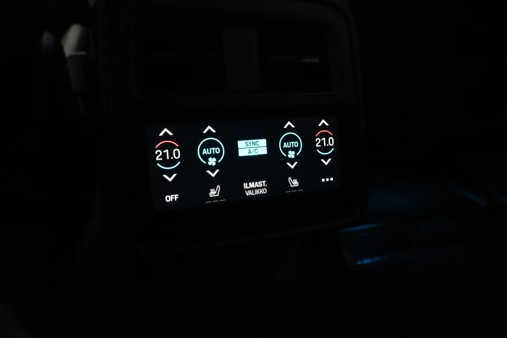 Car Image - 4W69zsXRGKb0MIkKd8bYUN